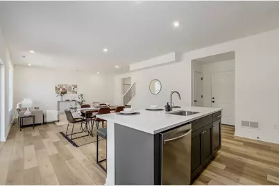 324 Postle Boulevard, Columbus, OH 43228 - Photo 11