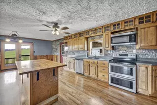 18513 Hobbler Ln, Lore City, OH 43755 - Photo 5