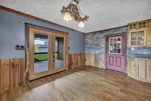 18513 Hobbler Ln, Lore City, OH 43755 - Photo 9