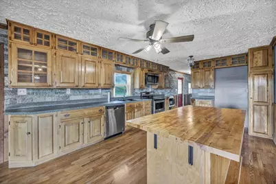 18513 Hobbler Lane, Lore City, OH 43755 - Photo 7