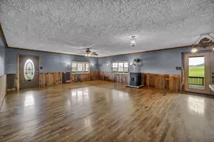 18513 Hobbler Ln, Lore City, OH 43755 - Photo 13