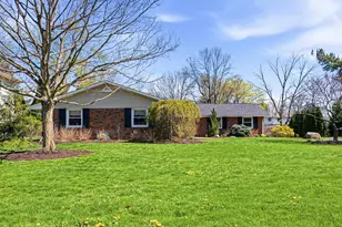 7766 Candlewood Ln, Columbus, OH 43235 - Photo 3