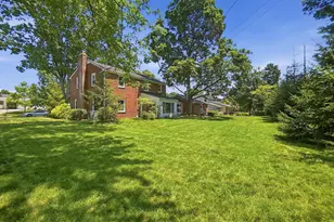 751 Garrett Dr, Columbus, OH 43214 - Photo 3