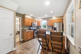 751 Garrett Dr, Columbus, OH 43214 - Photo 13