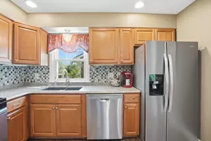 751 Garrett Dr, Columbus, OH 43214 - Photo 13