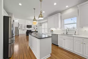 4004 Village Club Dr, Powell, OH 43065 - Photo 7