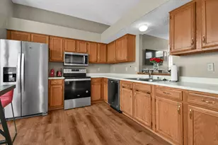 7592 Kittansett Ln, Pickerington, OH 43147 - Photo 3