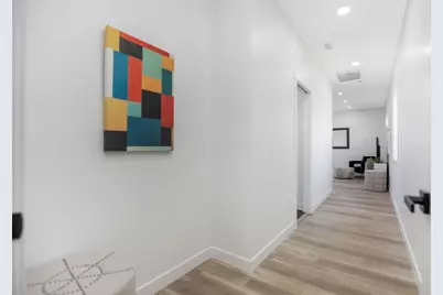 1198 E Rich Street, Columbus, OH 43205 - Photo 37