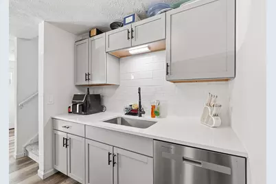 2302 Tempest Drive, Columbus, OH 43232 - Photo 13