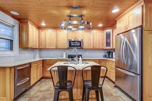 1029 Michigan Ave, Columbus, OH 43201 - Photo 11