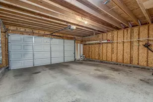 1029 Michigan Ave, Columbus, OH 43201 - Photo 35