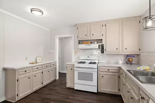 299 Taylor Rd, Mansfield, OH 44903 - Photo 5