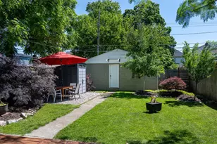 262 S Cypress Ave, Columbus, OH 43223 - Photo 1