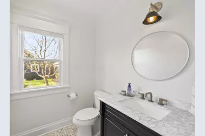 95 E Gates Street, Columbus, OH 43206 - Photo 23