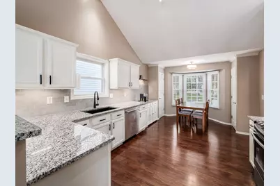 8572 Fernbrook Drive, Lewis Center, OH 43035 - Photo 11