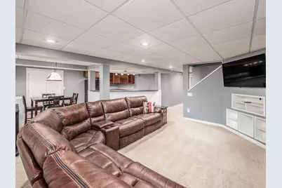 8572 Fernbrook Drive, Lewis Center, OH 43035 - Photo 35