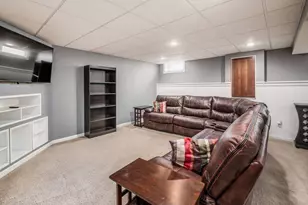 8572 Fernbrook Dr, Lewis Center, OH 43035 - Photo 33