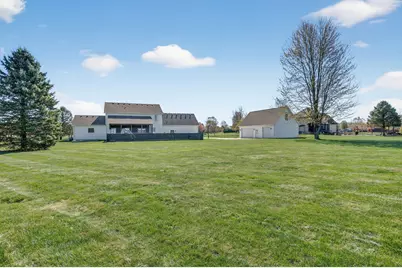 4645 Meadowgrove Drive NW, Carroll, OH 43112 - Photo 41