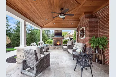 8844 Larchmont Court, Pickerington, OH 43147 - Photo 3