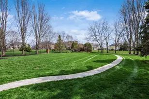 8844 Larchmont Ct, Pickerington, OH 43147 - Photo 7