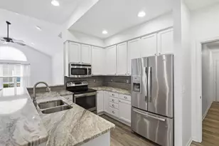 8050 Flint Run Pl, Columbus, OH 43235 - Photo 9