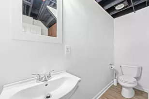 637 Ridenour Rd, Columbus, OH 43230 - Photo 43