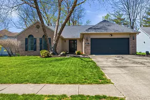 637 Ridenour Rd, Columbus, OH 43230 - Photo 1