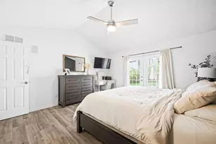 637 Ridenour Rd, Columbus, OH 43230 - Photo 25