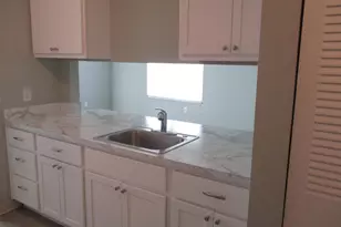 3545 Broadleaf Ln, Columbus, OH 43224 - Photo 15