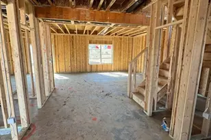 328 Dylan Dr, Bellefontaine, OH 43311 - Photo 3