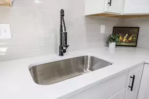 2227 Homestead Dr, Columbus, OH 43211 - Photo 11