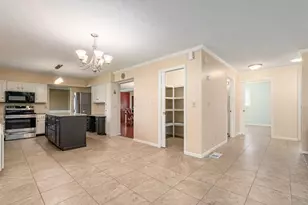 1975 Surrey Rd, Blacklick, OH 43004 - Photo 15