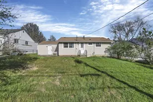 1093 Harwood Dr, Columbus, OH 43228 - Photo 37