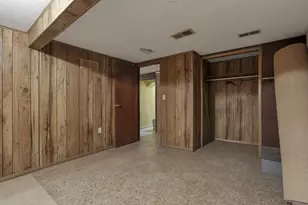 1093 Harwood Dr, Columbus, OH 43228 - Photo 31