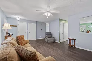 1120 Devlin Ct, Columbus, OH 43228 - Photo 9