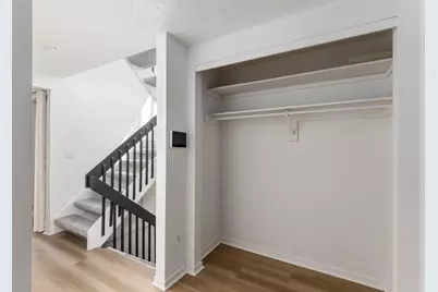 3230 Donalda Court, Columbus, OH 43231 - Photo 7