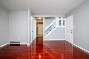 5260 Westbury Dr, Columbus, OH 43228 - Photo 15