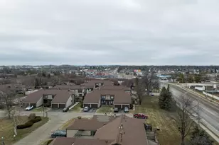 5260 Westbury Dr, Columbus, OH 43228 - Photo 11