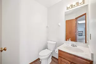 5331 Bethel Park Dr, Columbus, OH 43235 - Photo 9