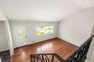 880 Faculty Dr, Columbus, OH 43221 - Photo 5