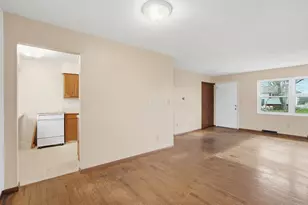 6365 Faircrest Rd, Columbus, OH 43229 - Photo 9