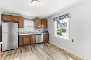 322 W William St, Delaware, OH 43015 - Photo 13