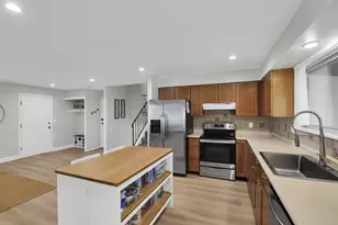 393 7 Pines Dr, Pickerington, OH 43147 - Photo 7