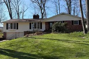 445 S Countryside Dr, Ashland, OH 44805 - Photo 1