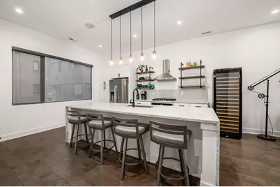 230 Neruda Avenue, Columbus, OH 43215 - Photo 5