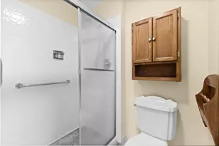 6909 Bartlett Rd, Reynoldsburg, OH 43068 - Photo 29