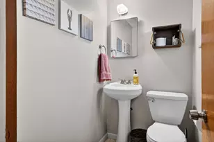 5513 Redwood Rd, Columbus, OH 43229 - Photo 33