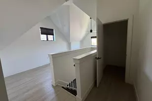 973 E Broad St, Columbus, OH 43205 - Photo 11