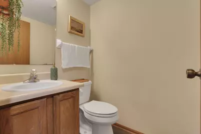 1076 Rendezvous Lane, Columbus, OH 43207 - Photo 17