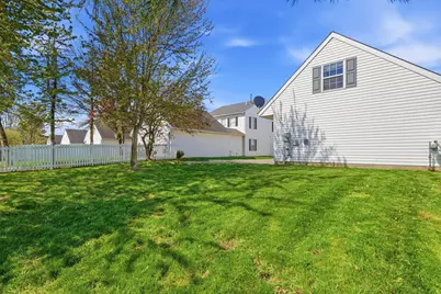 2424 Delowe Street, Grove City, OH 43123 - Photo 7